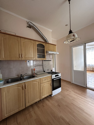 Продам многокомнатную квартиру, Верхненольная ул, 11, Ростов-на-Дону г