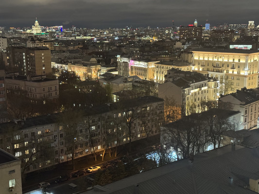 Продам многокомнатную квартиру, Смоленский б-р, 6-8, Москва г