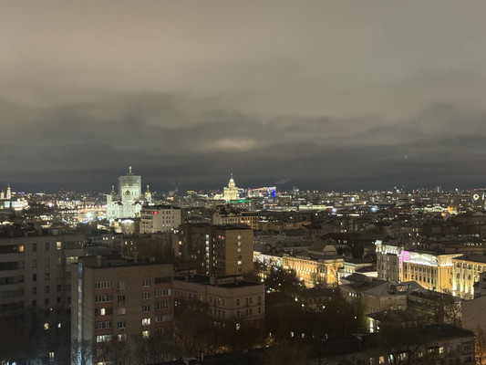 Продам многокомнатную квартиру, Смоленский б-р, 6-8, Москва г