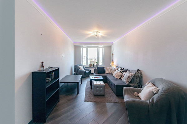 Продам многокомнатную квартиру, Смоленский б-р, 6-8, Москва г