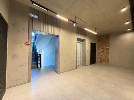 Продам трехкомнатную (3-комн.) квартиру, Горького ул, 29, Нальчик г