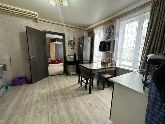 Продам двухкомнатную (2-комн.) квартиру, Железнодорожная ул, 29, Кропоткин г