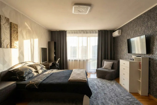 Продам однокомнатную (1-комн.) квартиру, Большая Очаковская ул, 21, Москва г