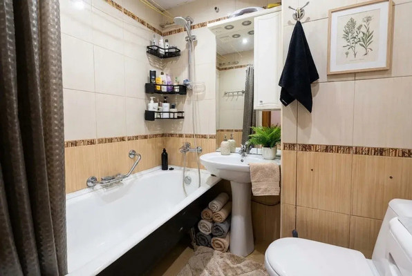 Продам однокомнатную (1-комн.) квартиру, Большая Очаковская ул, 21, Москва г