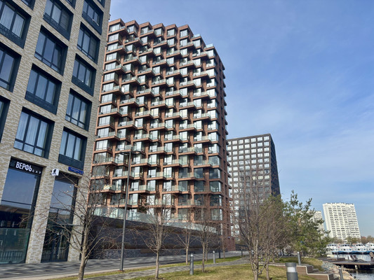 Продам трехкомнатную (3-комн.) квартиру, Корабельная ул, 1, Москва г