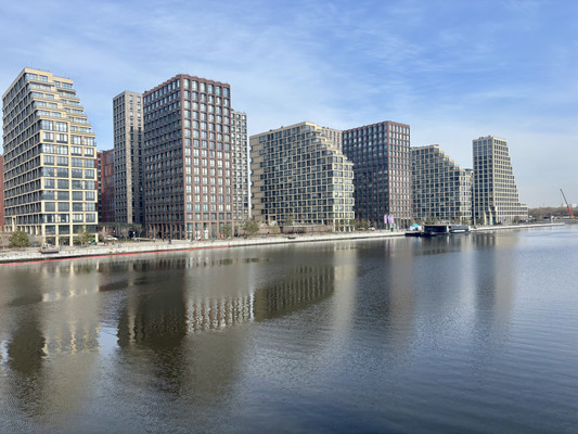 Продам трехкомнатную (3-комн.) квартиру, Корабельная ул, 1, Москва г