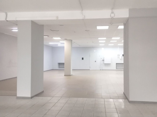Сдам торговое помещение 325,5 м2, Искры ул, 1, Советск г