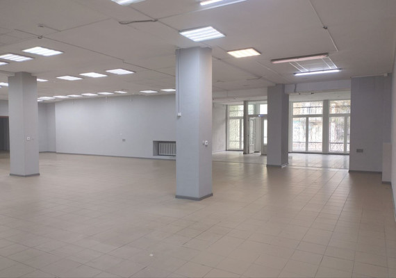Сдам торговое помещение 325,5 м2, Искры ул, 1, Советск г