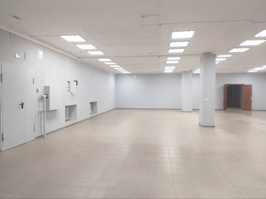Сдам торговое помещение 325,5 м2, Искры ул, 1, Советск г