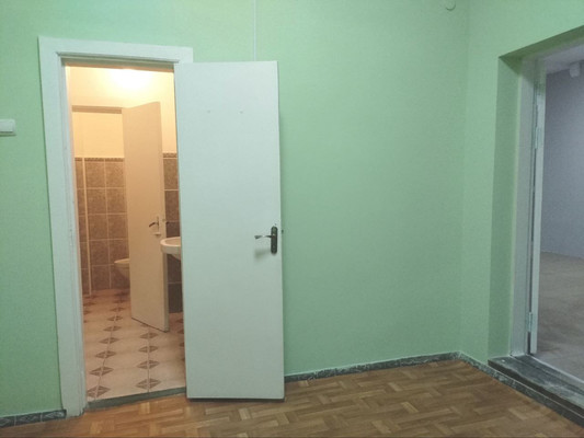 Сдам торговое помещение 325,5 м2, Искры ул, 1, Советск г