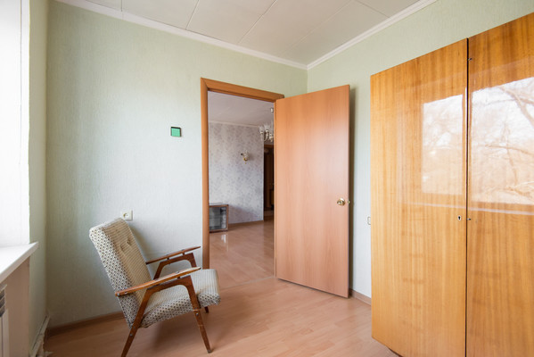 Продам трехкомнатную (3-комн.) квартиру, Таганрогская ул, 135/2, Ростов-на-Дону г