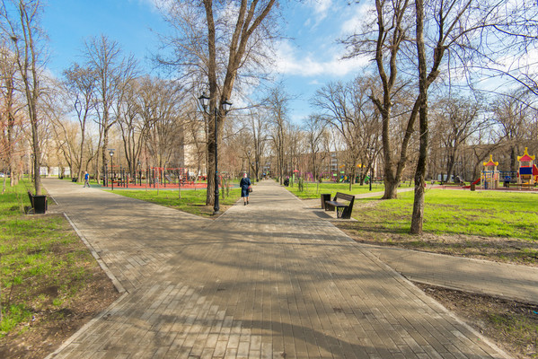 Продам трехкомнатную (3-комн.) квартиру, Таганрогская ул, 135/2, Ростов-на-Дону г