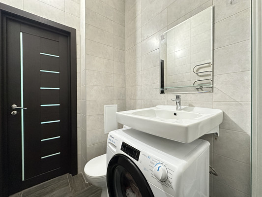 Продам однокомнатную (1-комн.) квартиру, Ручьевский пр-кт, 15, Мурино п