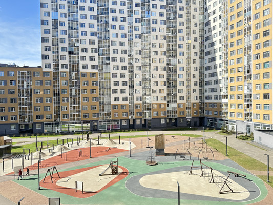 Продам однокомнатную (1-комн.) квартиру, Ручьевский пр-кт, 15, Мурино п