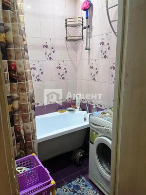 Продам двухкомнатную (2-комн.) квартиру, Ленинградская ул, 5, Иваново г