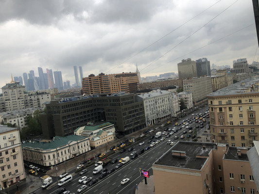 Продам многокомнатную квартиру, Смоленский б-р, 6-8, Москва г