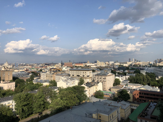 Продам многокомнатную квартиру, Смоленский б-р, 6-8, Москва г