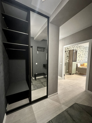 Продам двухкомнатную (2-комн.) квартиру, Южная наб, 10, Красноярск г