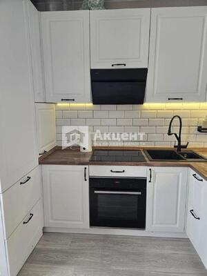 Продам двухкомнатную (2-комн.) квартиру, Большая Воробьевская ул, 16, Иваново г