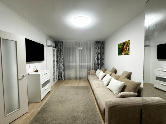 Сдам трехкомнатную (3-комн.) квартиру, Александры Монаховой ул, 88к1, Коммунарка п