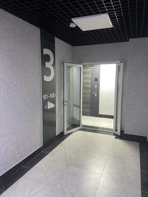 Продам двухкомнатную (2-комн.) квартиру, Газовиков ул, 3Ак2, Небуг с
