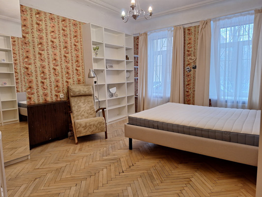 Продам двухкомнатную (2-комн.) квартиру, 8-я Красноармейская ул, 14А, Санкт-Петербург г