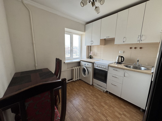 Сдам двухкомнатную (2-комн.) квартиру, Ногмова ул, 41, Нальчик г