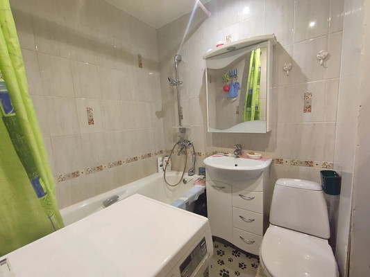 Продам однокомнатную (1-комн.) квартиру, Ленинградская ул, 6, Костомукша г