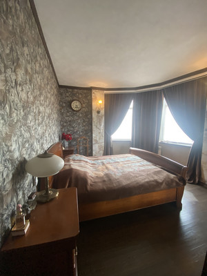 Продам трехкомнатную (3-комн.) квартиру, Оружейный пер, 11/2, Ростов-на-Дону г