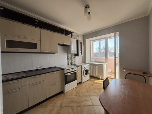 Продам однокомнатную (1-комн.) квартиру, Максима Горького ул, 66, Ишим г