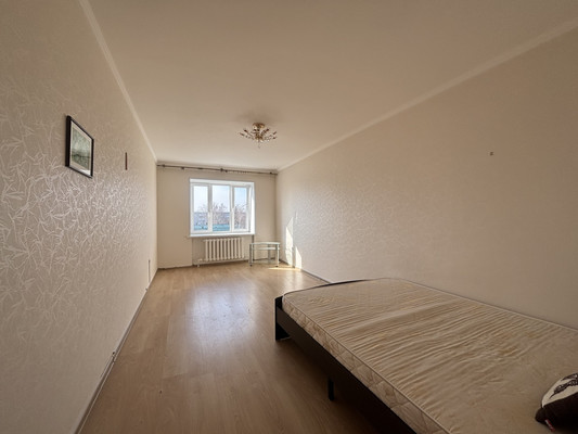 Продам однокомнатную (1-комн.) квартиру, Максима Горького ул, 66, Ишим г