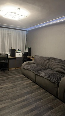 Продам трехкомнатную (3-комн.) квартиру, Комсомольская ул, 276, Кропоткин г