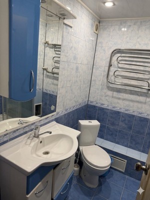 Продам двухкомнатную (2-комн.) квартиру, Кирова пр-кт, 68, Симферополь г