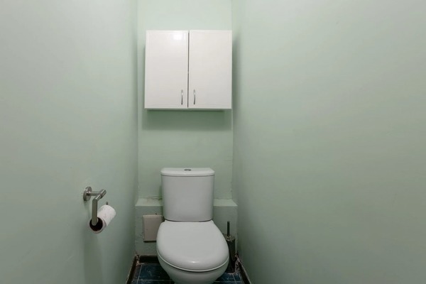 Продам двухкомнатную (2-комн.) квартиру, Дубки ул, 11, Москва г