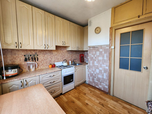 Продам однокомнатную (1-комн.) квартиру, Героев Сталинграда ул, 36, Симферополь г