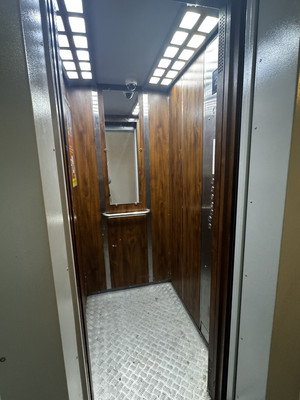 Продам однокомнатную (1-комн.) квартиру, Героев Сталинграда ул, 36, Симферополь г