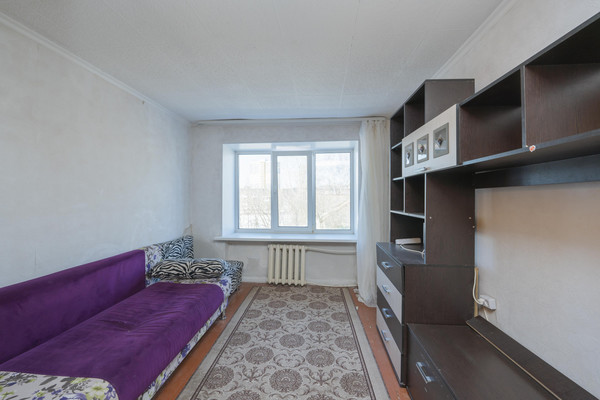 Продам комнату в 4-комн. квартире, Адмирала Макарова ул, 34, Пермь г