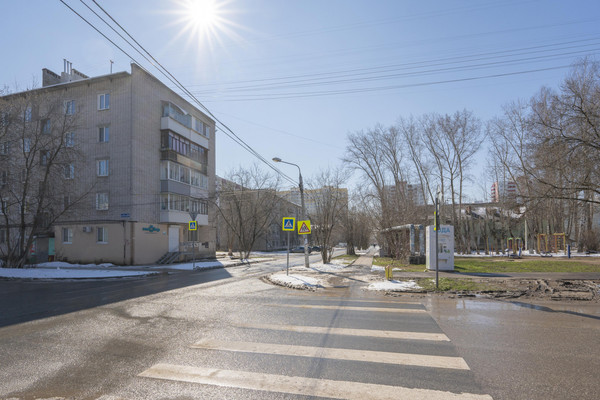 Продам комнату в 4-комн. квартире, Адмирала Макарова ул, 34, Пермь г