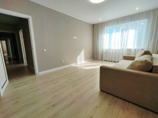 Продам двухкомнатную (2-комн.) квартиру, Зверева ул, 39, Иваново г