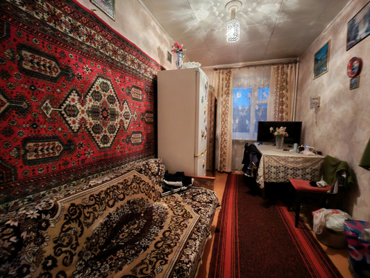 Продам трехкомнатную (3-комн.) квартиру, 2-я Чайковского ул, 8, Иваново г