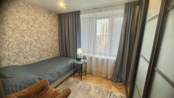 Продам однокомнатную (1-комн.) квартиру, Перевозный пер, 19к1, Санкт-Петербург г