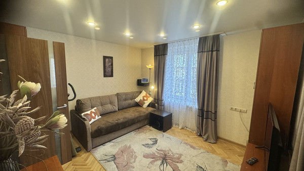 Продам однокомнатную (1-комн.) квартиру, Перевозный пер, 19к1, Санкт-Петербург г