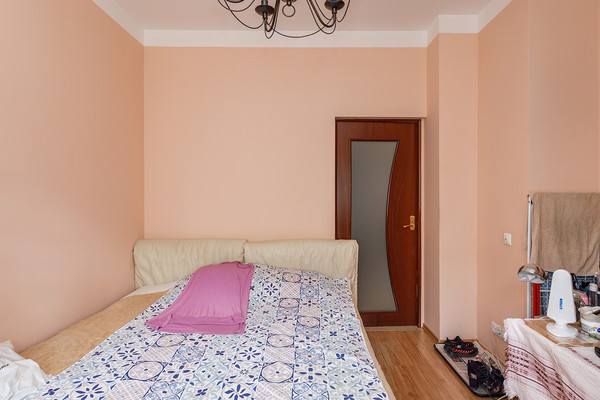 Продам двухкомнатную (2-комн.) квартиру, Соловьиная Роща ул, 9, Москва г