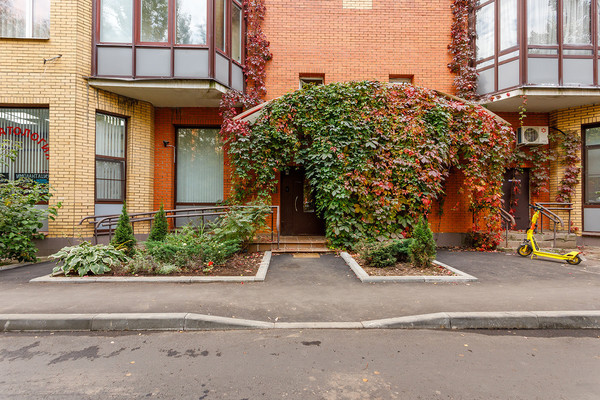 Продам двухкомнатную (2-комн.) квартиру, Соловьиная Роща ул, 9, Москва г