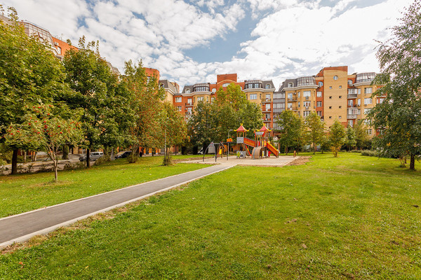 Продам двухкомнатную (2-комн.) квартиру, Соловьиная Роща ул, 9, Москва г