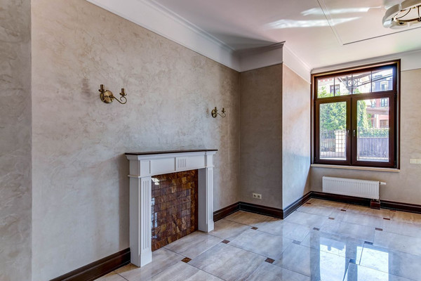 Продам трехкомнатную (3-комн.) квартиру, Дибуновская ул, 34, Санкт-Петербург г