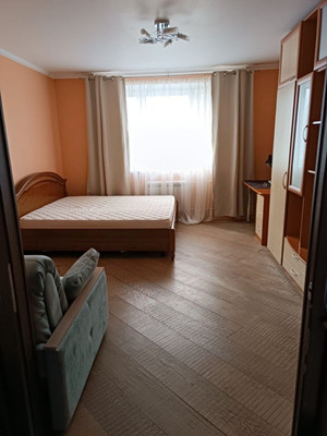 Продам трехкомнатную (3-комн.) квартиру, Кантемировская ул, 3к3, Москва г