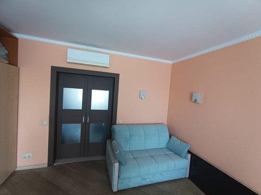 Продам трехкомнатную (3-комн.) квартиру, Кантемировская ул, 3к3, Москва г