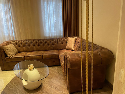 Продам многокомнатную квартиру, Десятинная ул, 3, Великий Новгород г