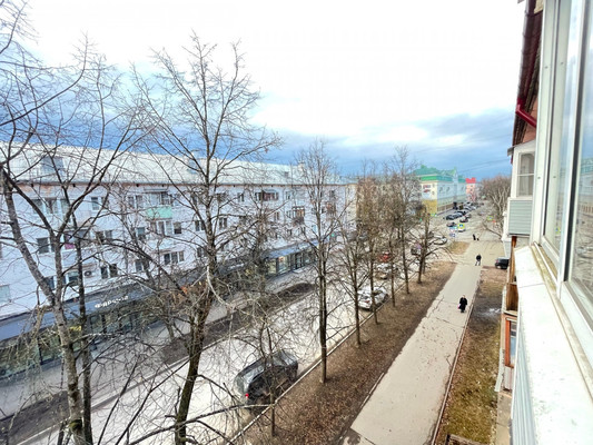 Продам многокомнатную квартиру, Десятинная ул, 3, Великий Новгород г